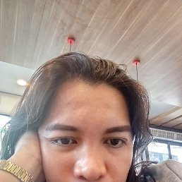 Lady, 32, 