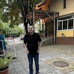 ���������, �������, 33 ����