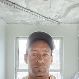 Ernesto knight, 41, 