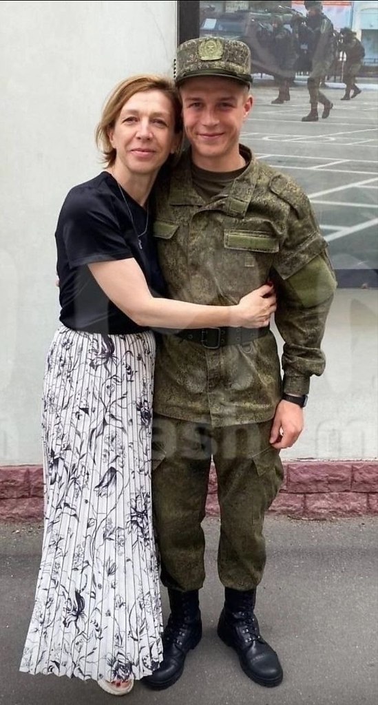 Срoчник Глеб Калюжный вышел на связь из армии. 26-летний звезда