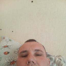 ������, 37 ���, �����������-��-�����