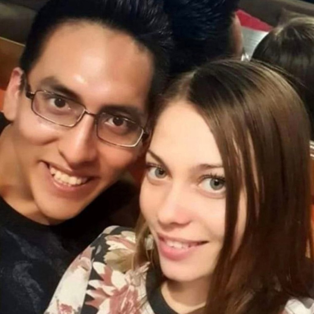 Латиноамериканец, который переехал в Россию, быстро стал очень популярным среди местных девушек. По ... - 8