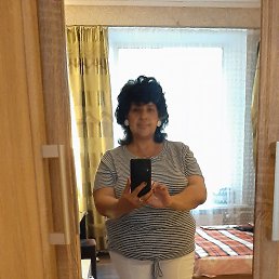 Anna, 53, -