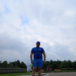 ZURAB, 43, 