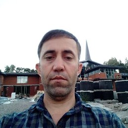 Ismatullo, 40, 