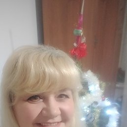 Stela, 50, 