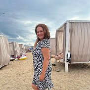 �����, 44 ����, �����������