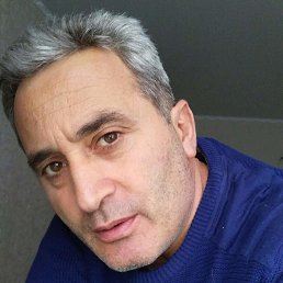 Hovik, 52, 