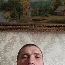  , , 44  -  8  2025    