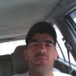 Ը, 39 , 