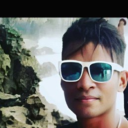 Sthiffen, 31, Los Angeles