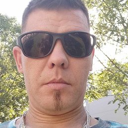 tamas, 40, 