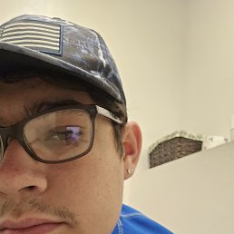 Kris, 17, 