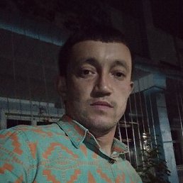 Farhod, 36, 