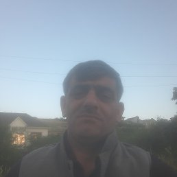 Feruz, 41, 