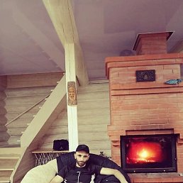 �����, ���������, 33 ����