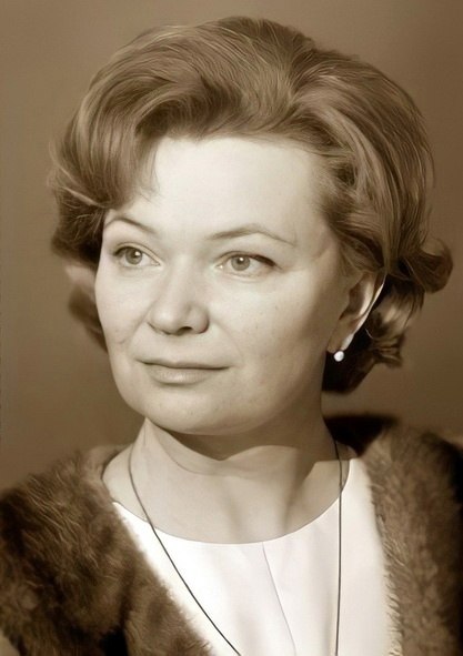 Нина Меньшикова — советская и российская киноактриса, народная артистка РСФСР. 96 лет со дня ...
