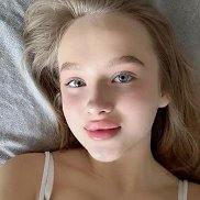 Алина, 18 лет, Минск Алина, 18 лет, Минск