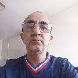 Zidane, 52, 