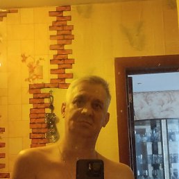 Михаил, 42, Оболенск