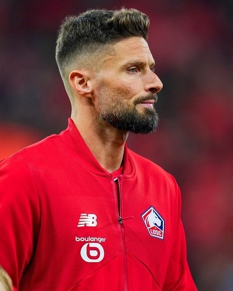 39-летний Жиру о предложениях из Саудовской Аравии и Китая: «Чем больше имеешь, тем больше хочешь – ...