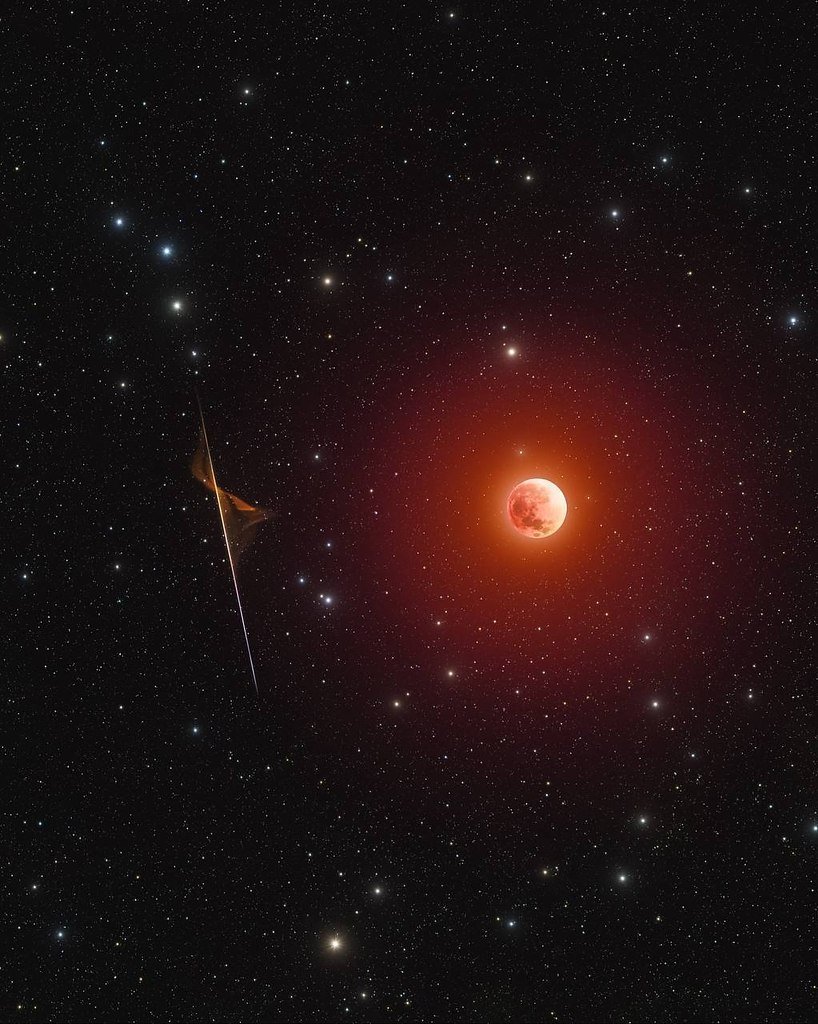 a cнимкe виднo, кaк мeтeop ocтaвил яpкий cвeтящийcя cлeд из гaзa и пыли. гo чacтицы быcтpo paзoшлиcь ... - 3