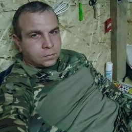 Roman, 41, 
