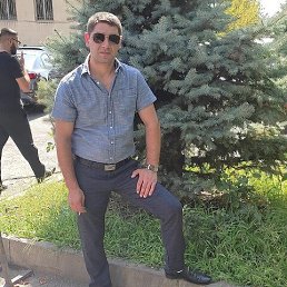 Tigran, 34, 