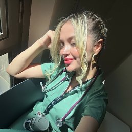 Alexandria, 40, 