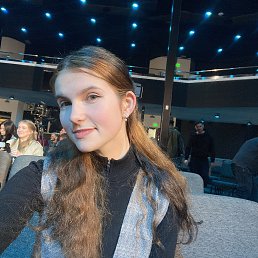 Viktoriia, 17, 