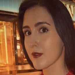 Alexandra, ������, 33 ����