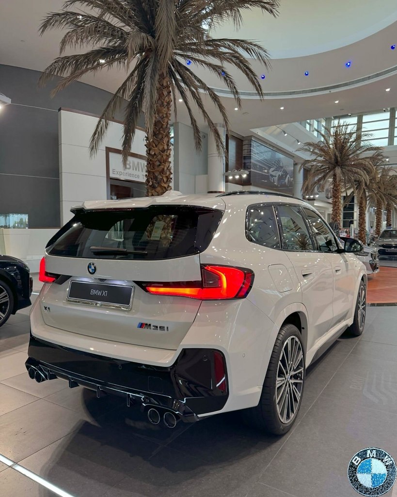 BMW X1 M35i xDriv - 4