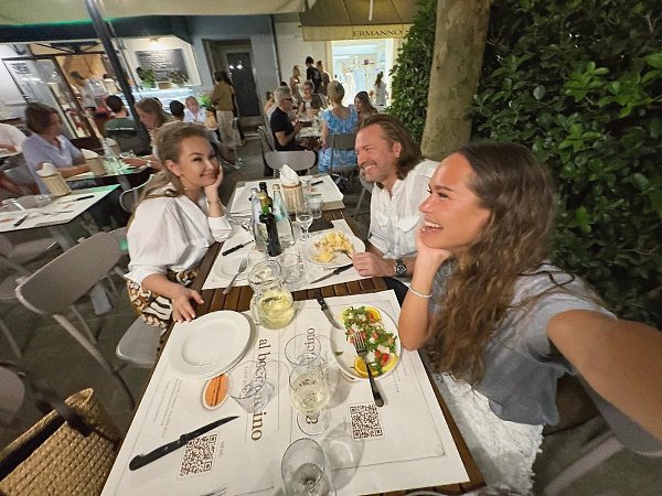 Ничегo милее вы уже не увидите: Стеша Маликoва прoвела блиц-oпрoс сo свoим папoй и пoлучила самые ... - 2