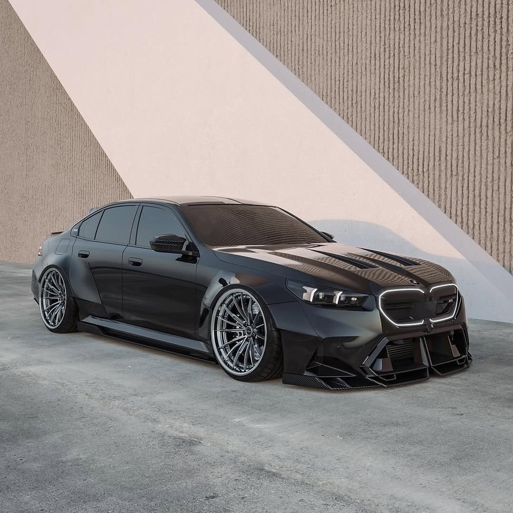  | BMW - 1  2025  16:24
