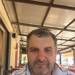 Artur, 58, 