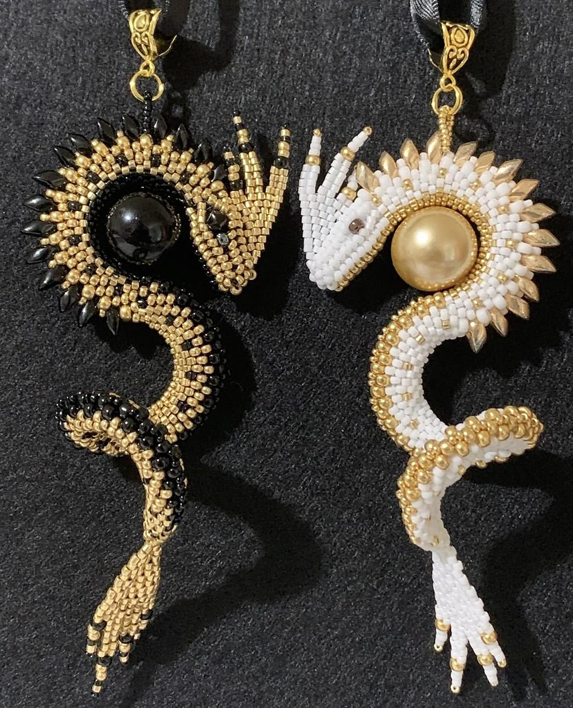 ������������������������������������y����,�������������������������������y��������������������. - 8