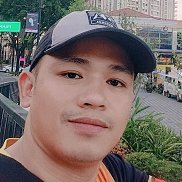 Dan, 33 ����, ������