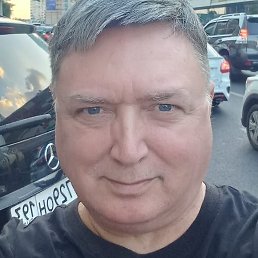 Hugo, ����, 60 ���