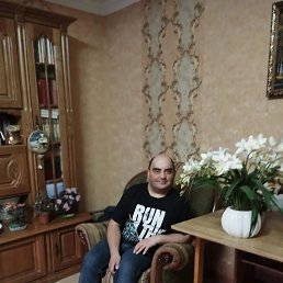 ��������� ��������, 42 ����, �����������