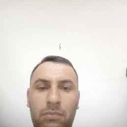 Ali, 35, 