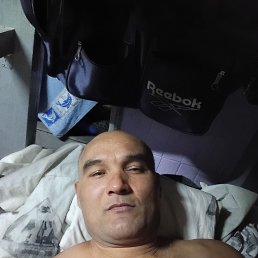 Raxmonov Qalandar, 45, 