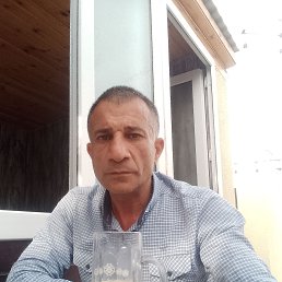 Eldar, 49, 