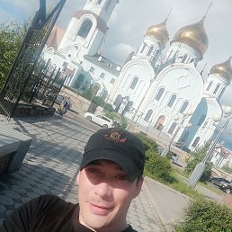 Анатолий, 28, Хабаровск