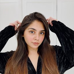 Ananya, 19, 