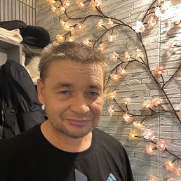 ������, 53 ����, �������������