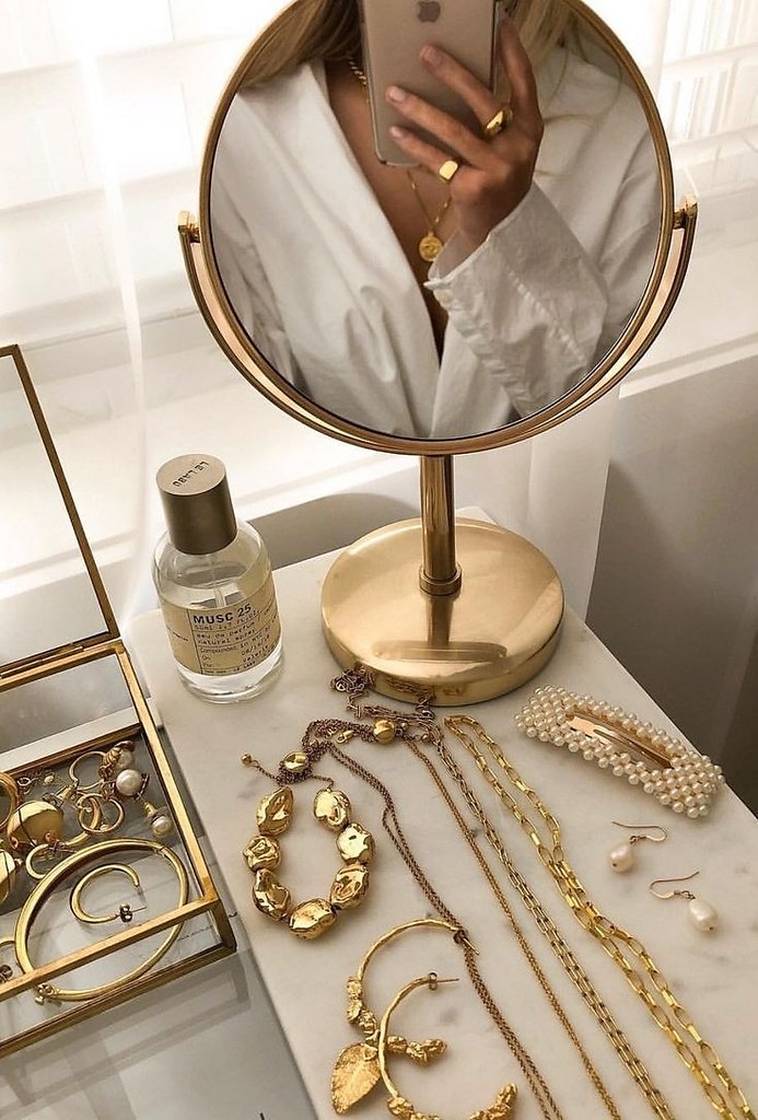��� ��������� ����� ��������� �� ���������� �����, ������ � ��������� � ���������: 1. Necklace � ... - 2