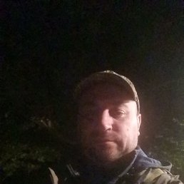 Valera, 48, 