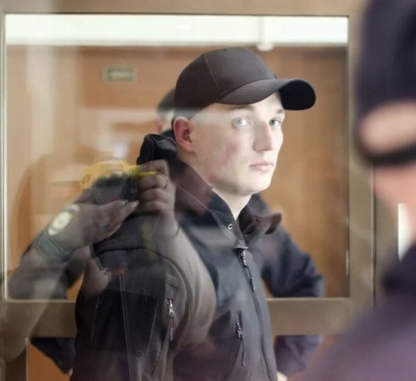 Эдварду Билу грозит ампутация левой ноги. Блогер три месяца назад сломал ногу, неудачно упав с ...