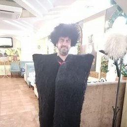 Eduard, 40, -