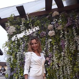 Stella, 47, 